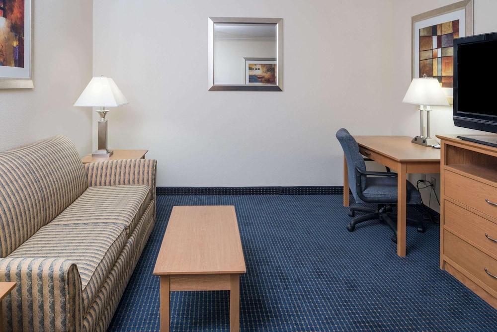 Fairfield Inn & Suites Spokane Airport photo 20
