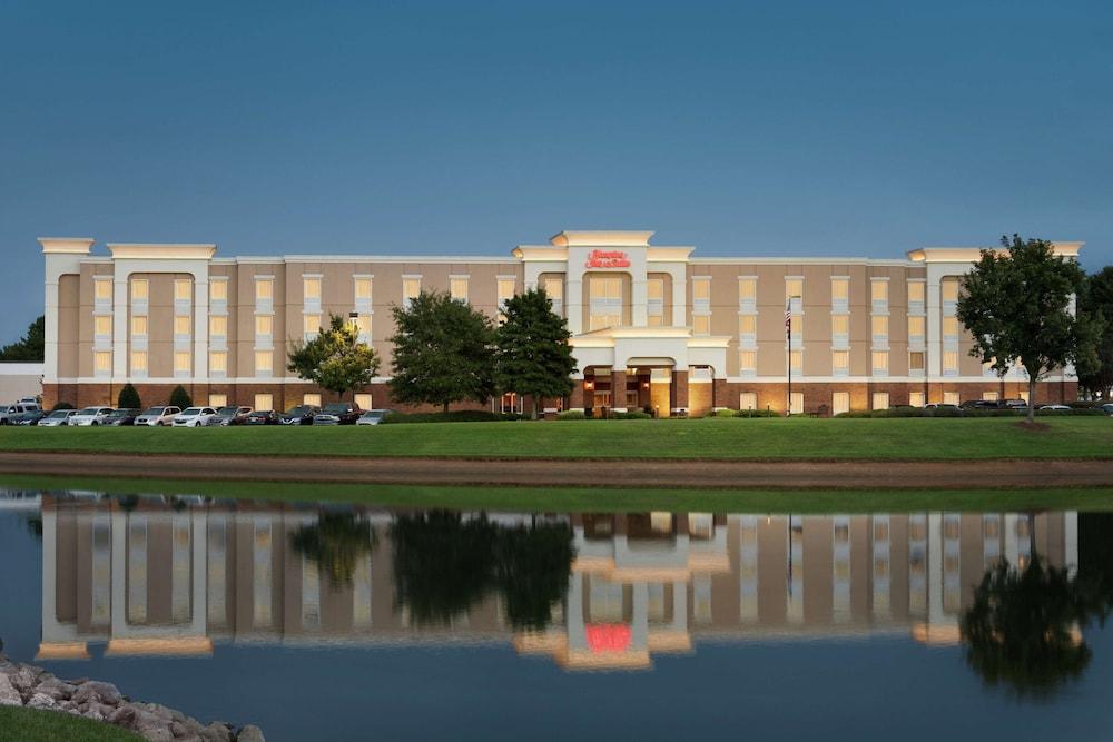 Hampton Inn & Suites Montgomery-EastChase photo 1