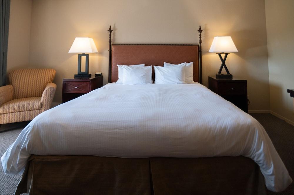 Riverside Inn photo 21