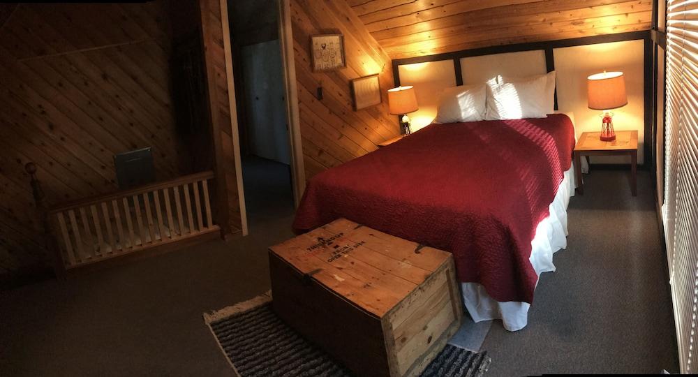 Harbor Light Inn photo 44
