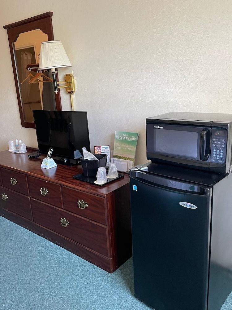 Voyager Inn photo 85