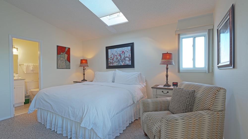 Sea Crest Resort photo 19