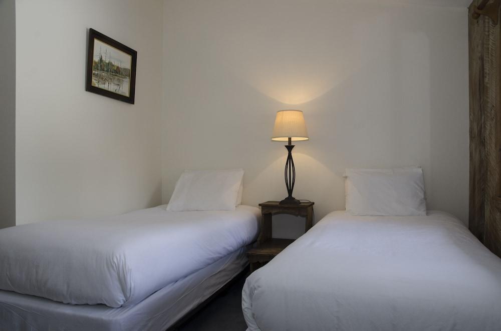 Summit Lodge photo 21