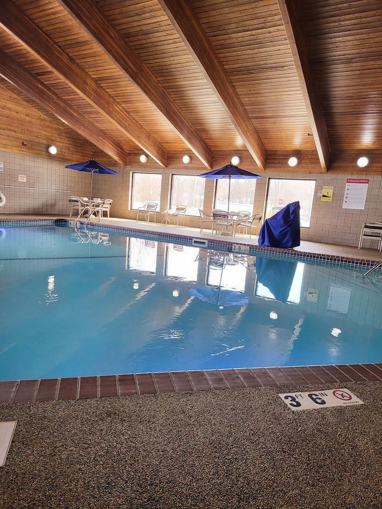 AmericInn by Wyndham Mounds View Minneapolis photo 50