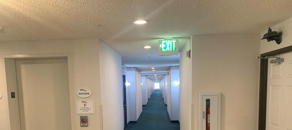 Baymont by Wyndham Limon photo 63