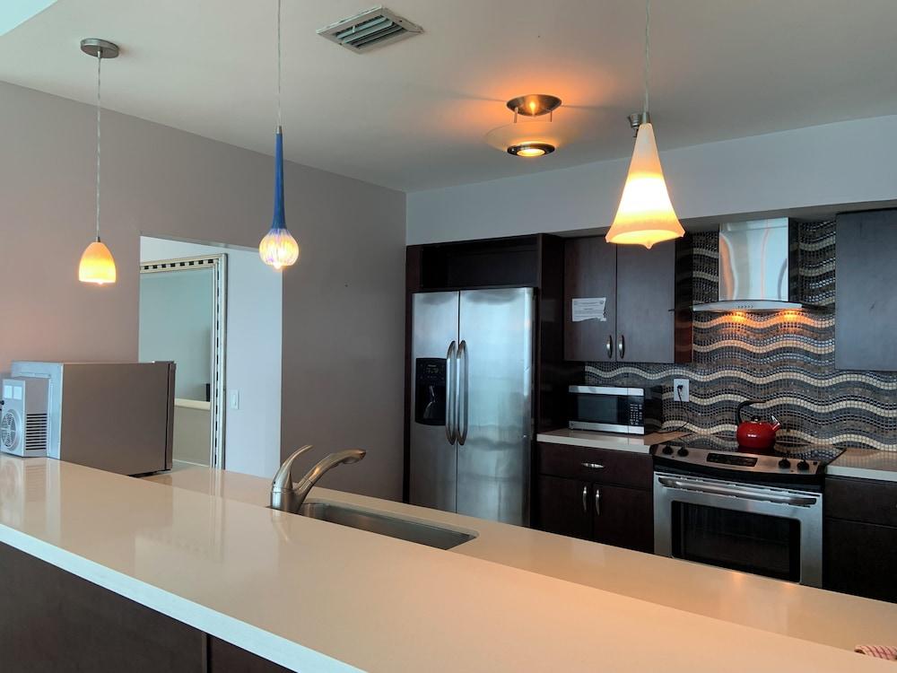 Tropical Suites Inc. photo 8