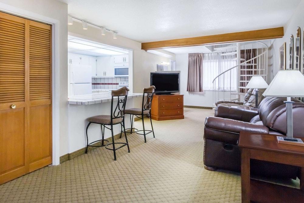 Copper Queen Hotel and Casino photo 15