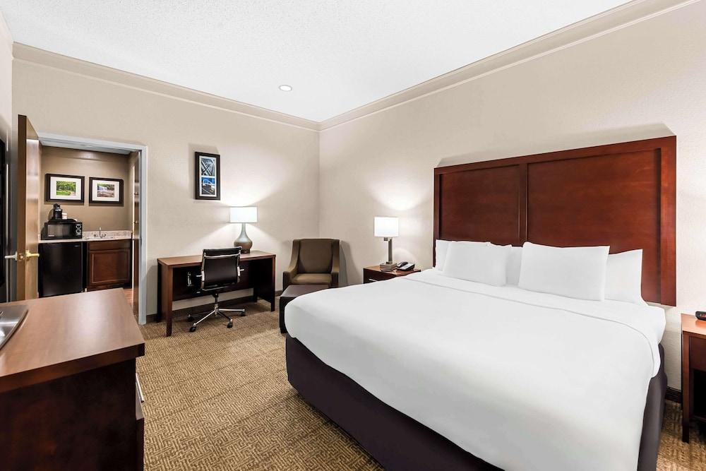 Comfort Inn & Suites Heath - Newark South photo 29
