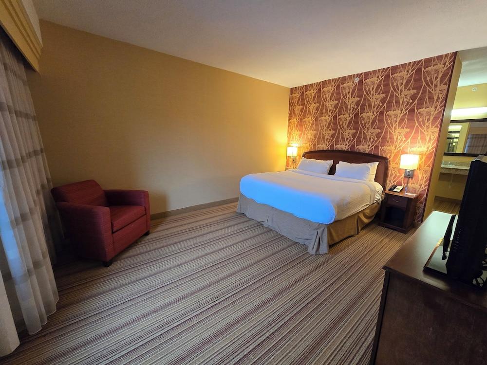 Country Inn & Suites by Radisson, Convention Center photo 3