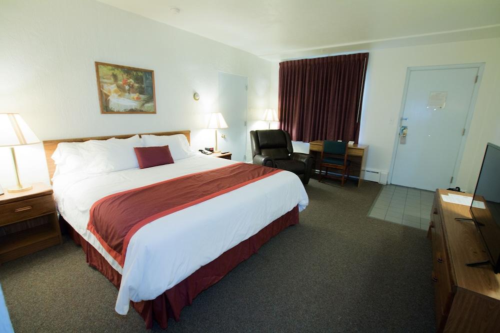 Chalet Motel Mequon photo 5