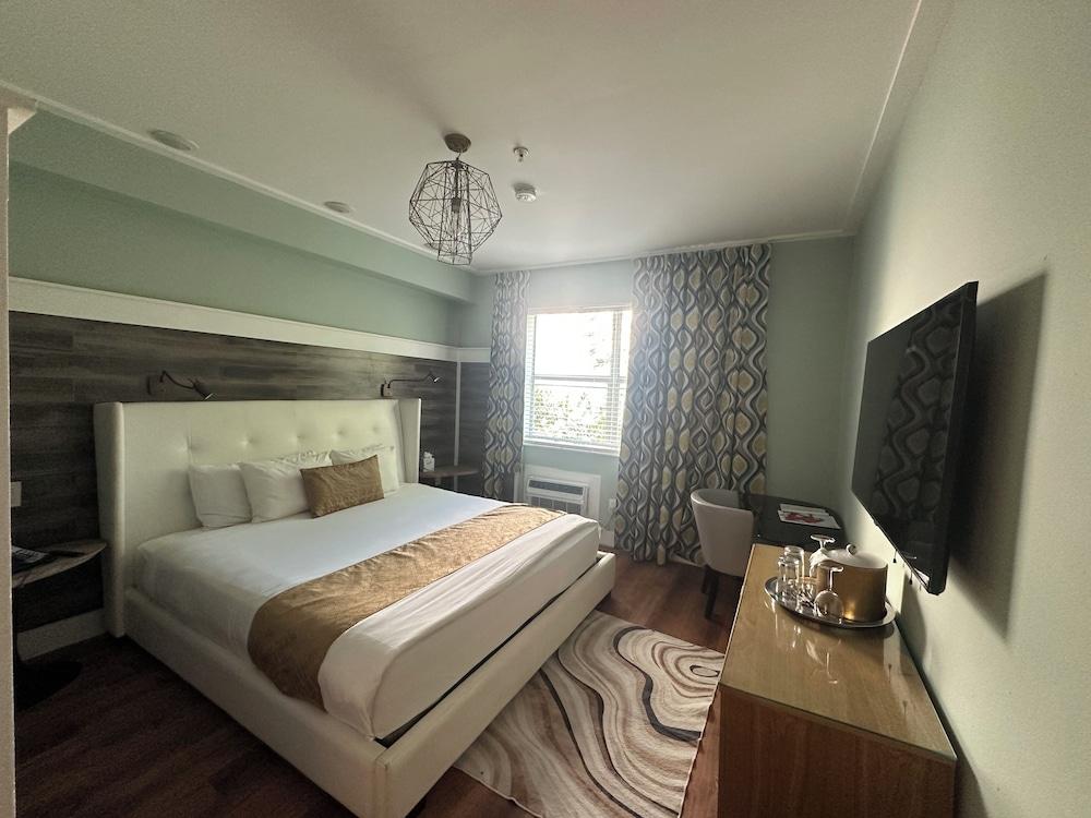 Maxines Dorset Catalina Hotel photo 39