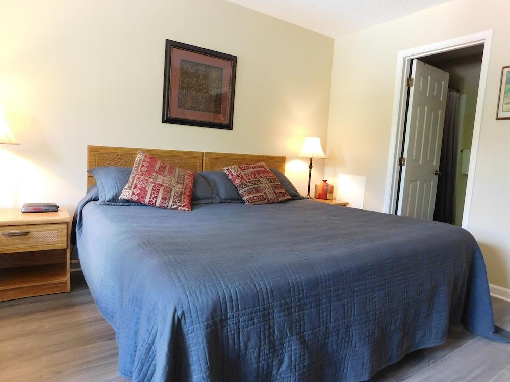 Laurel Inn Condominium photo 40