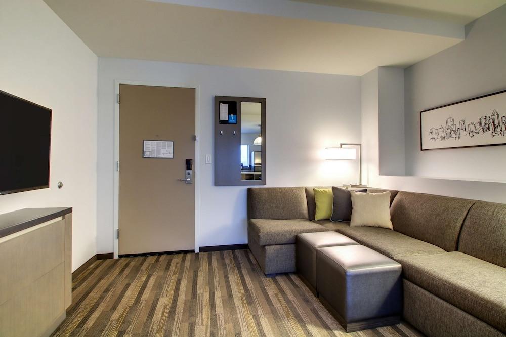 Hyatt House Chicago/Evanston photo 47