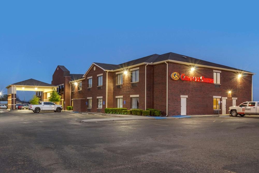 Comfort Suites Plainview photo 27
