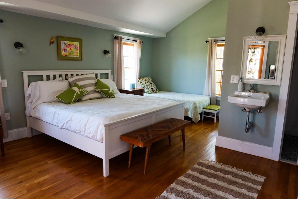 Chalfonte Hotel photo 15