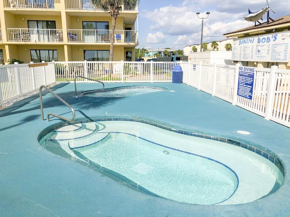 Summit Beach Resort by H2O VR photo 4