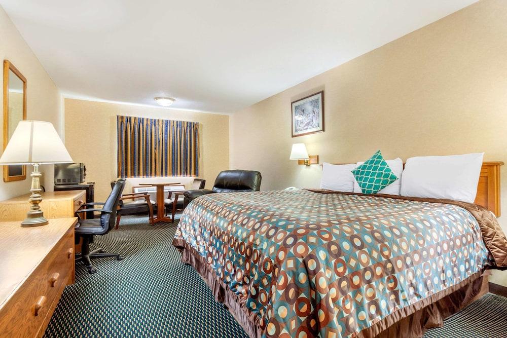 Rodeway Inn Blair photo 22