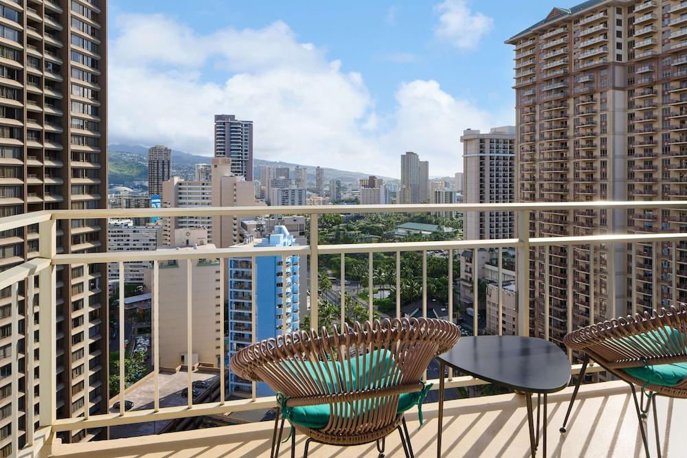Ilikai Hotel & Luxury Suites photo 47