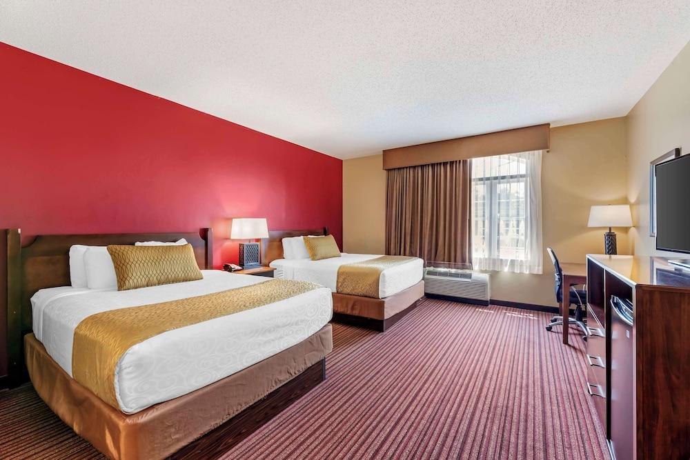 Best Western Plus Dutch Haus Inn and Suites photo 14