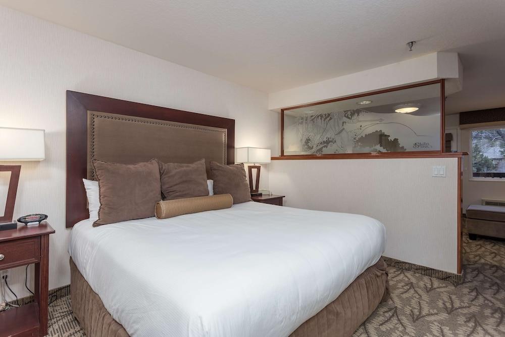 Shilo Inn Suites Hotel - Bend photo 5