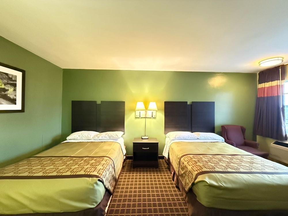 Relax Inn photo 12