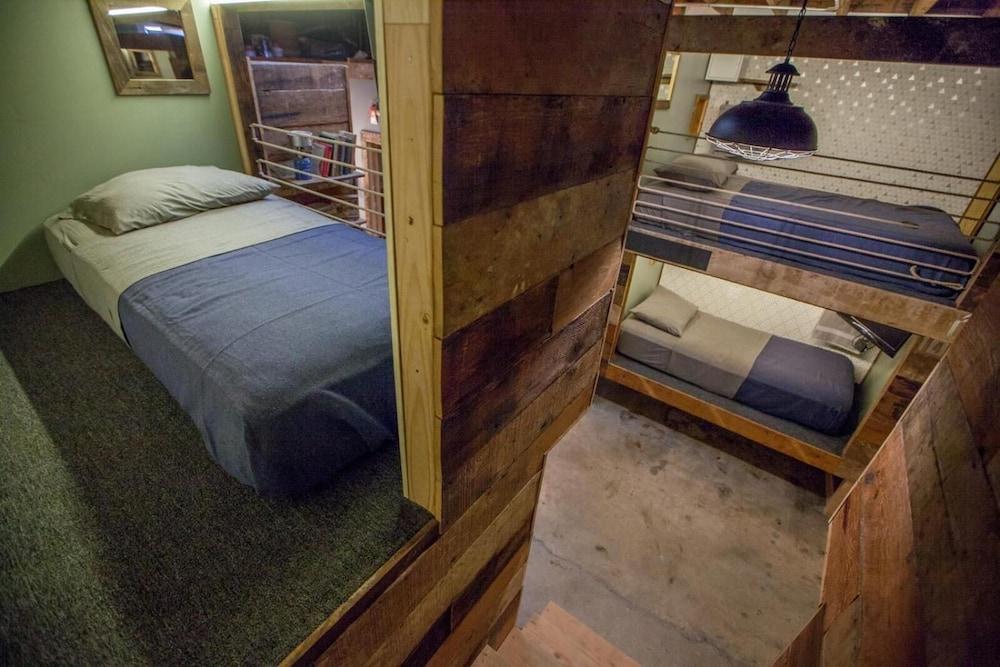 PodShare Los Feliz - Hostel photo 27