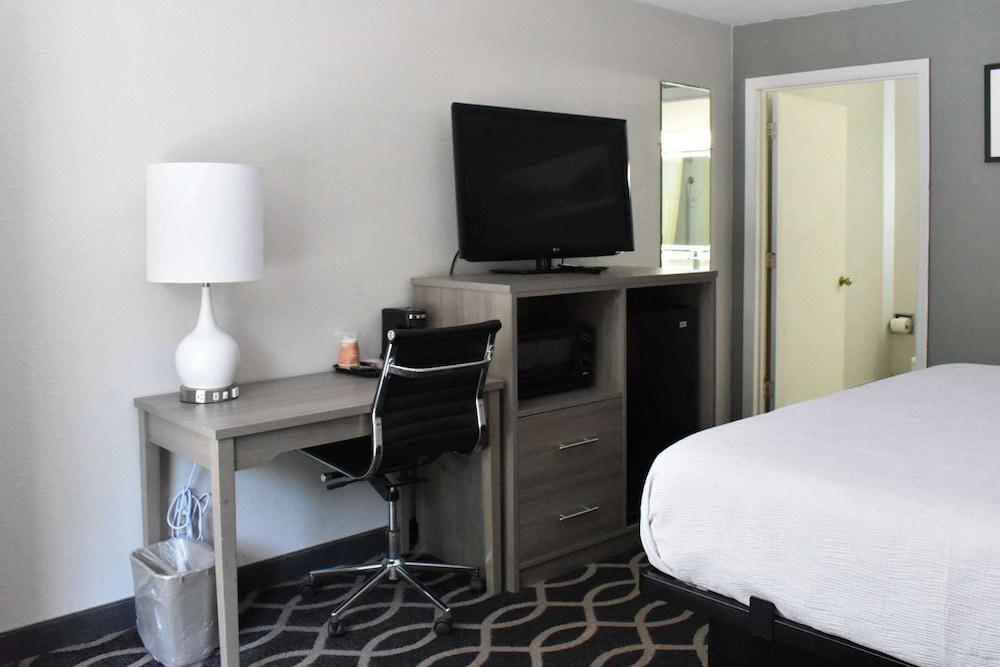 Quality Inn Manning I-95 photo 15