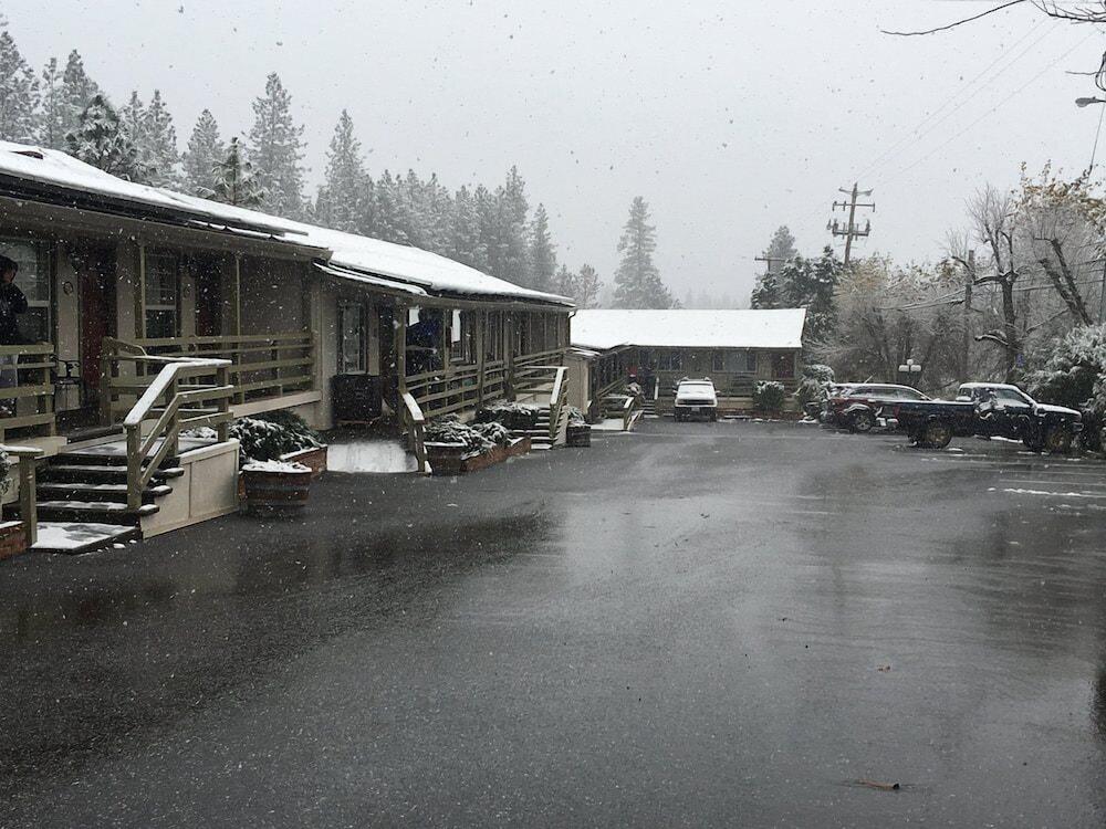 Colfax Motorlodge photo 7