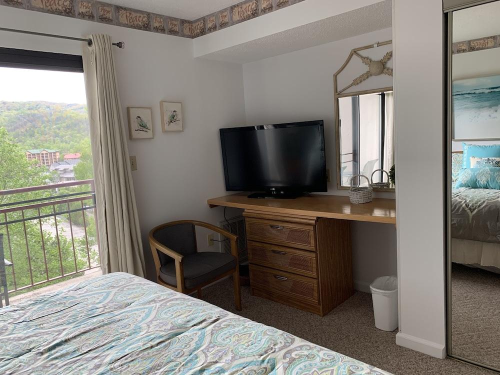 Laurel Inn Condominium photo 7