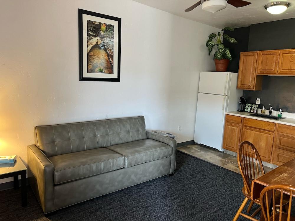Circle of Destination Motel photo 33