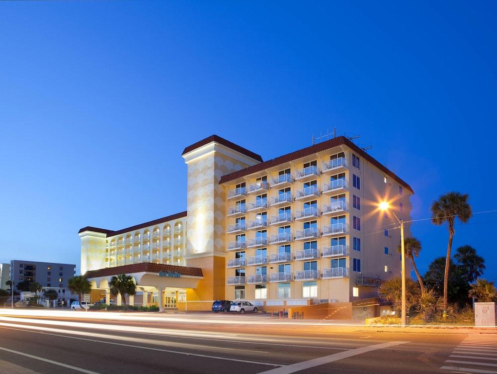 Casa Del Mar Beach Resort photo 6