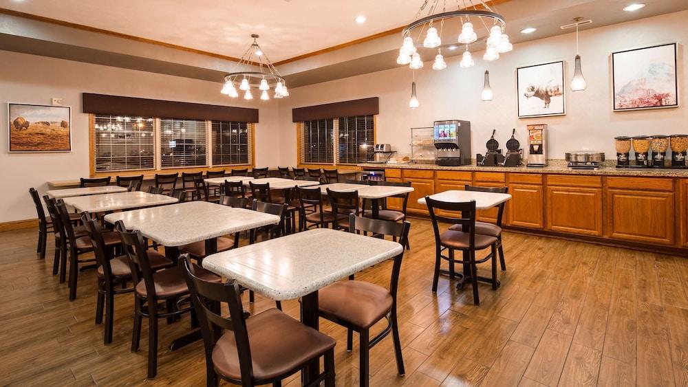Best Western Buffalo Ridge Inn photo 26