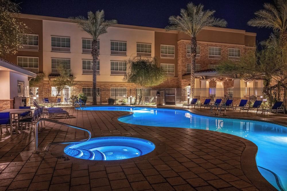 Holiday Inn Express & Suites Phoenix East - Gilbert by IHG photo 47