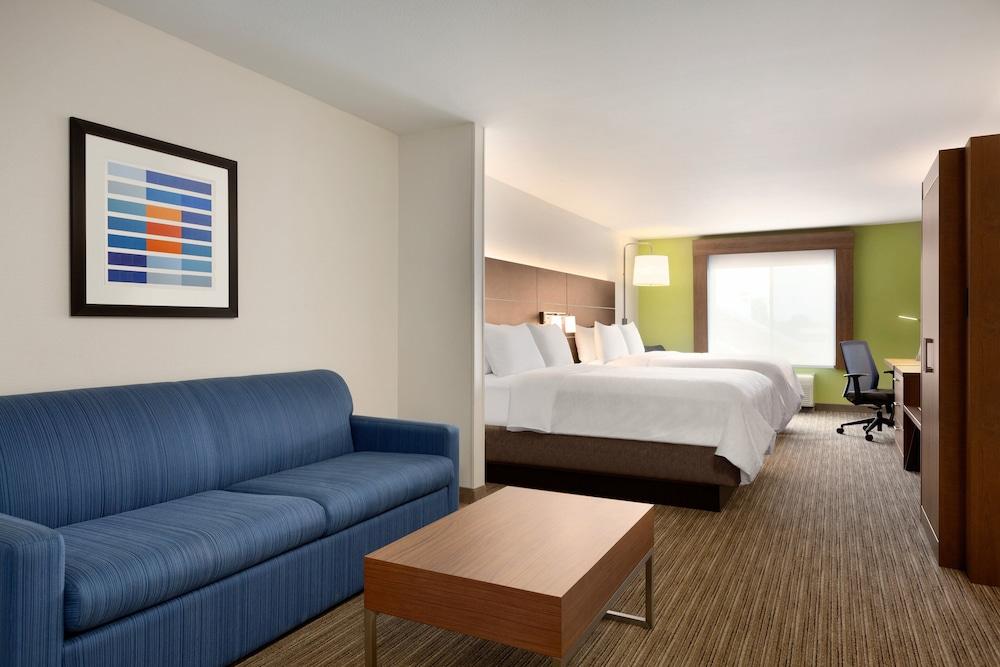 Holiday Inn Express Hotel & Suites Merced by IHG photo 6