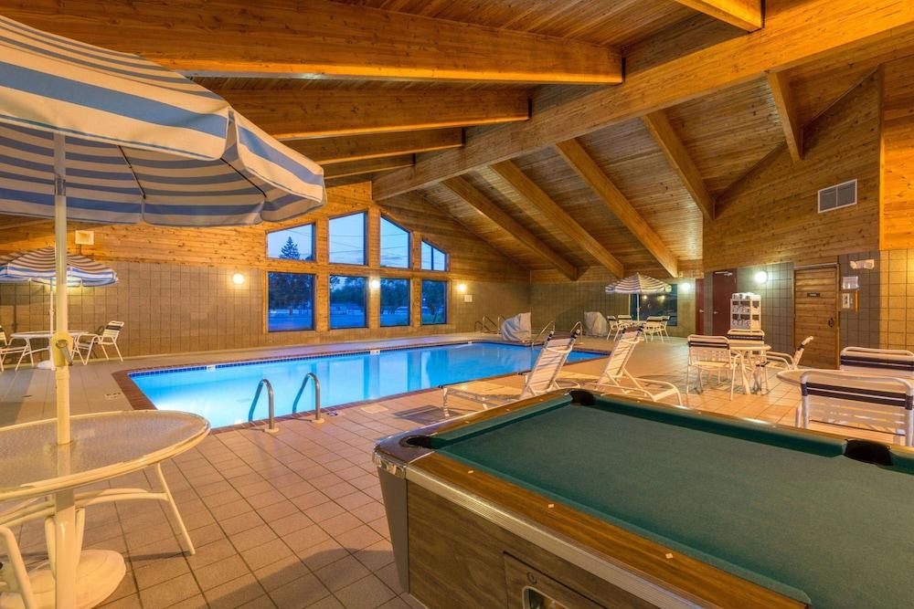 AmericInn by Wyndham Minocqua photo 11