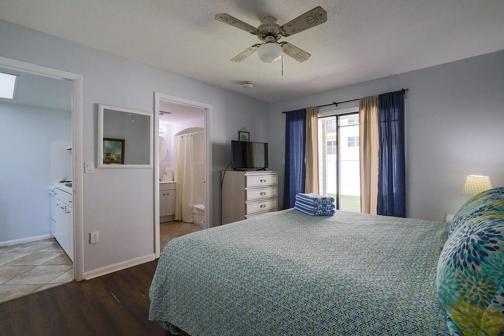 Coastal Waters Inn photo 29