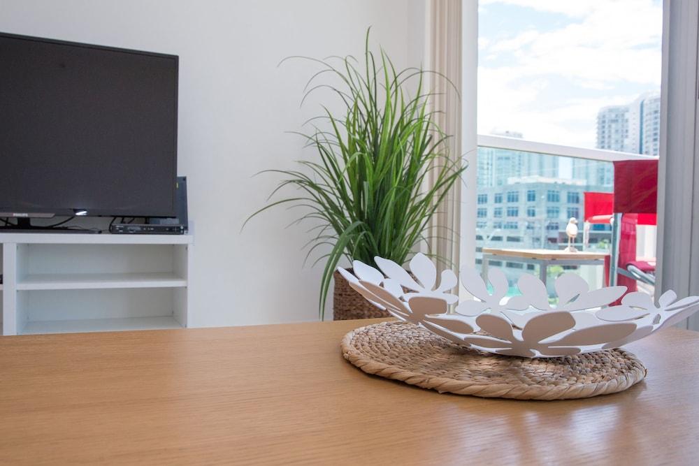 Best Holiday Suites photo 18