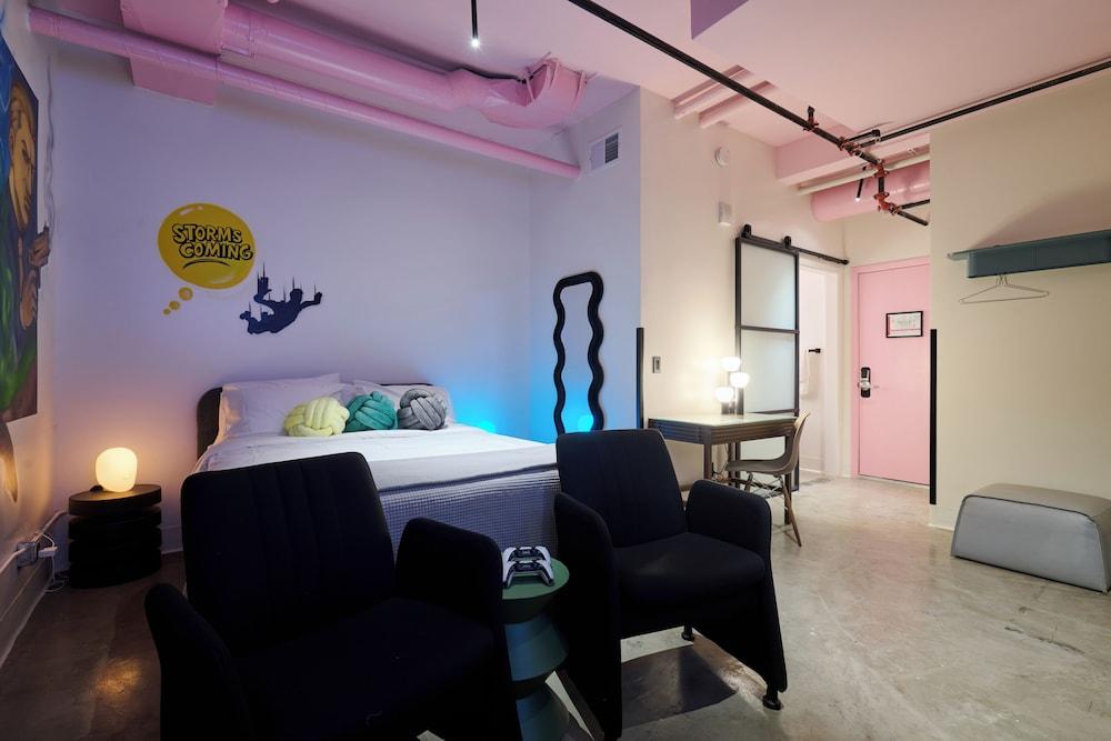 BIG LITTLE HOTEL photo 41