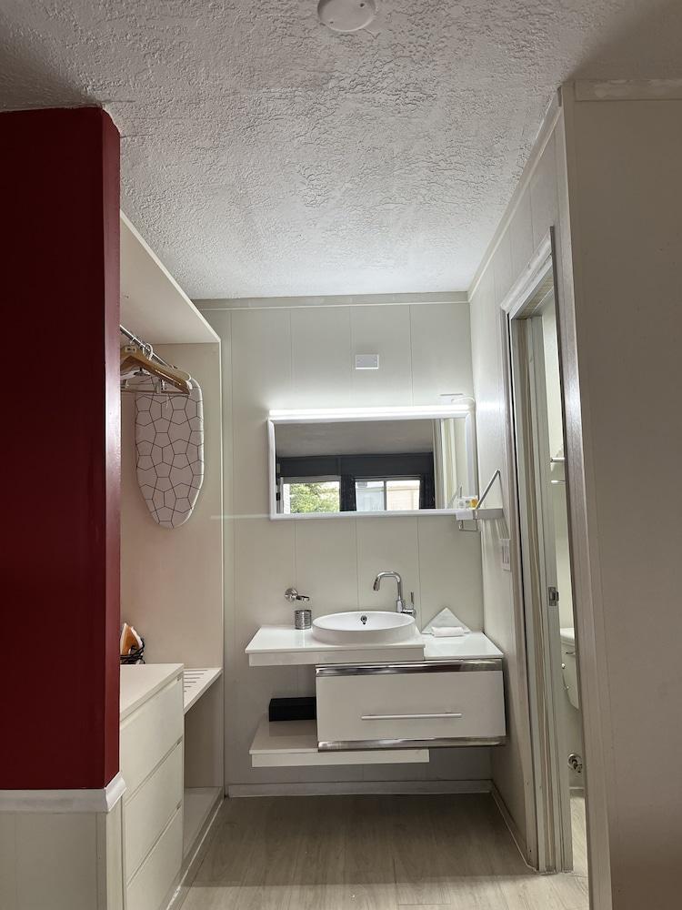Travelodge by Wyndham Orlando / Heart of International Drive photo 5