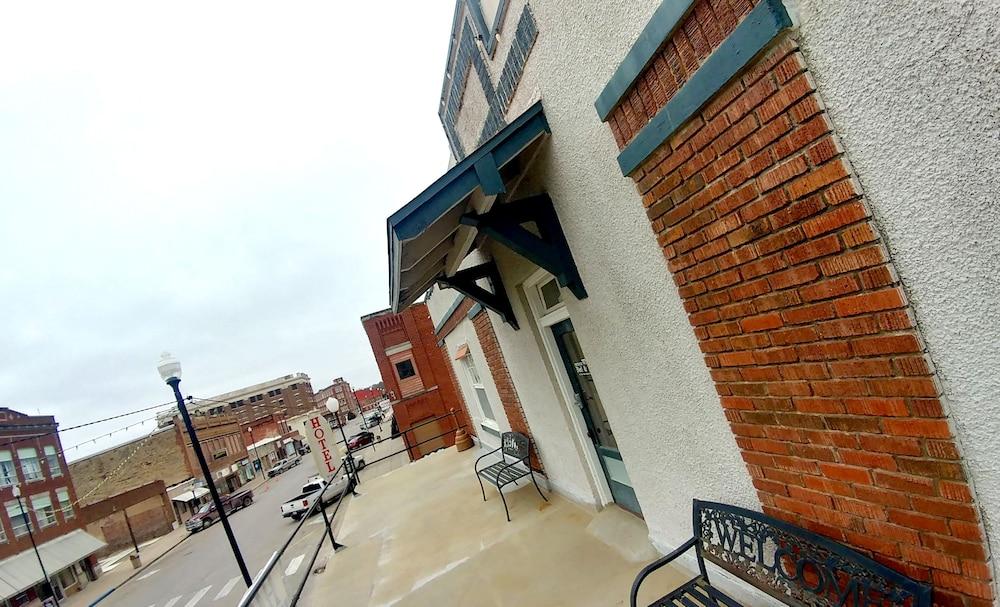 Historic Whiting Hotel Suites photo 19