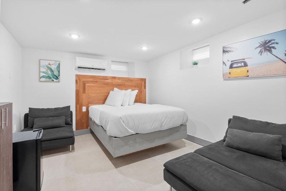 Extended Stay Comfy Suites LL photo 8