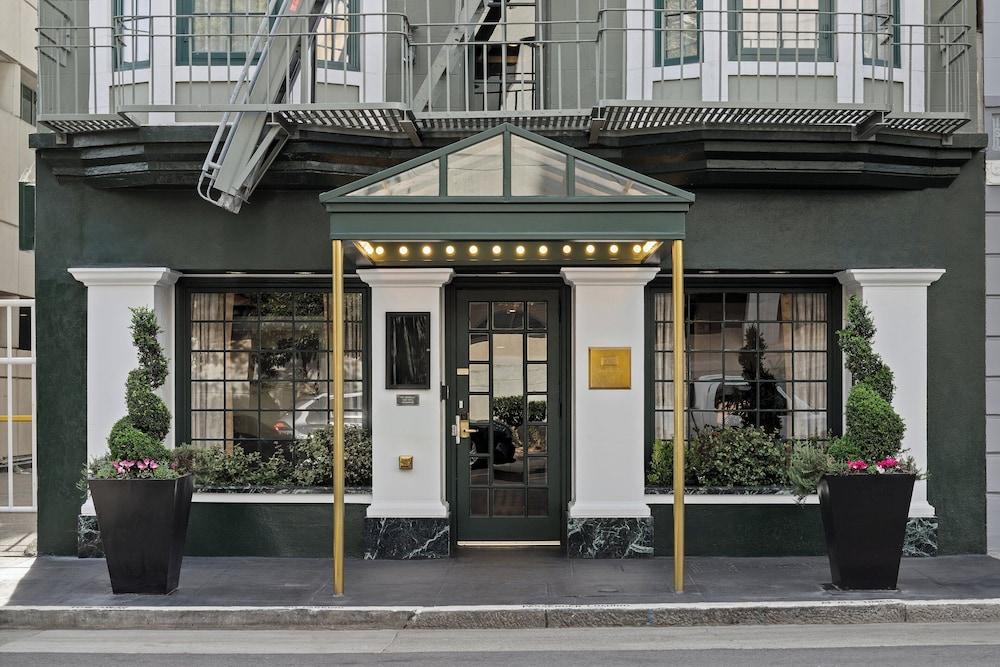 Inn At The Opera photo 14