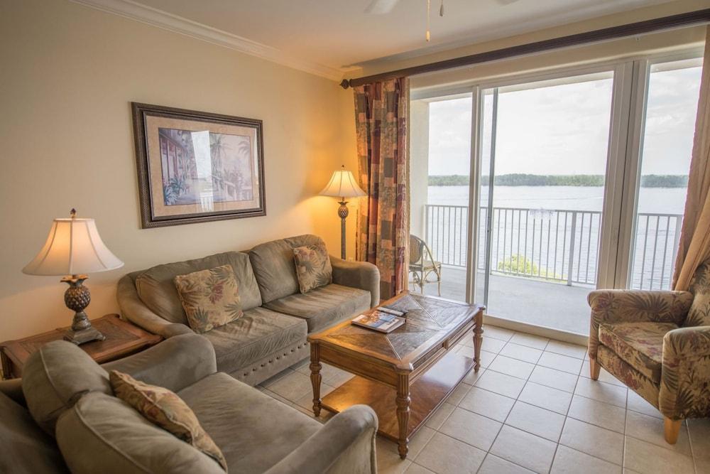 Blue Heron Beach Resort photo 38