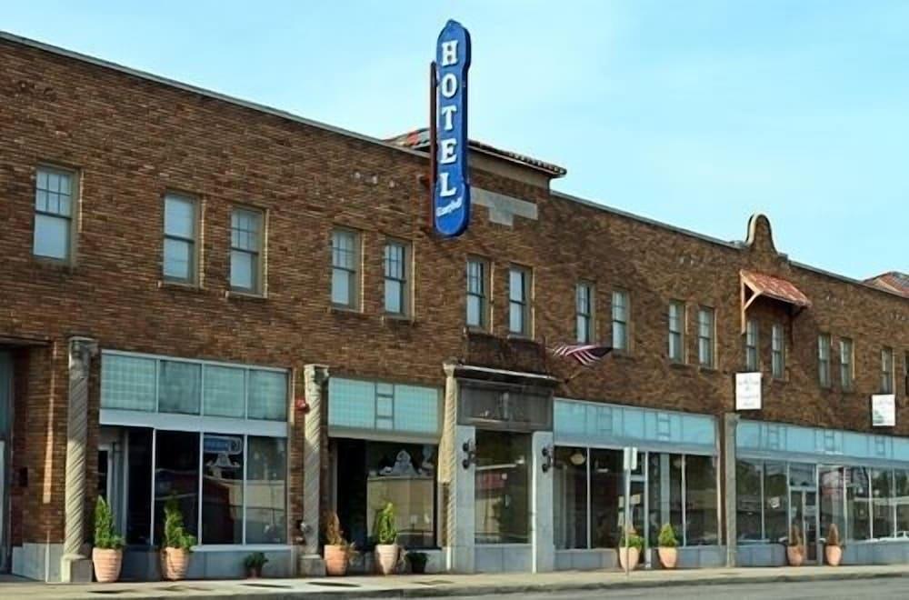The Campbell Hotel on Route 66 photo 41