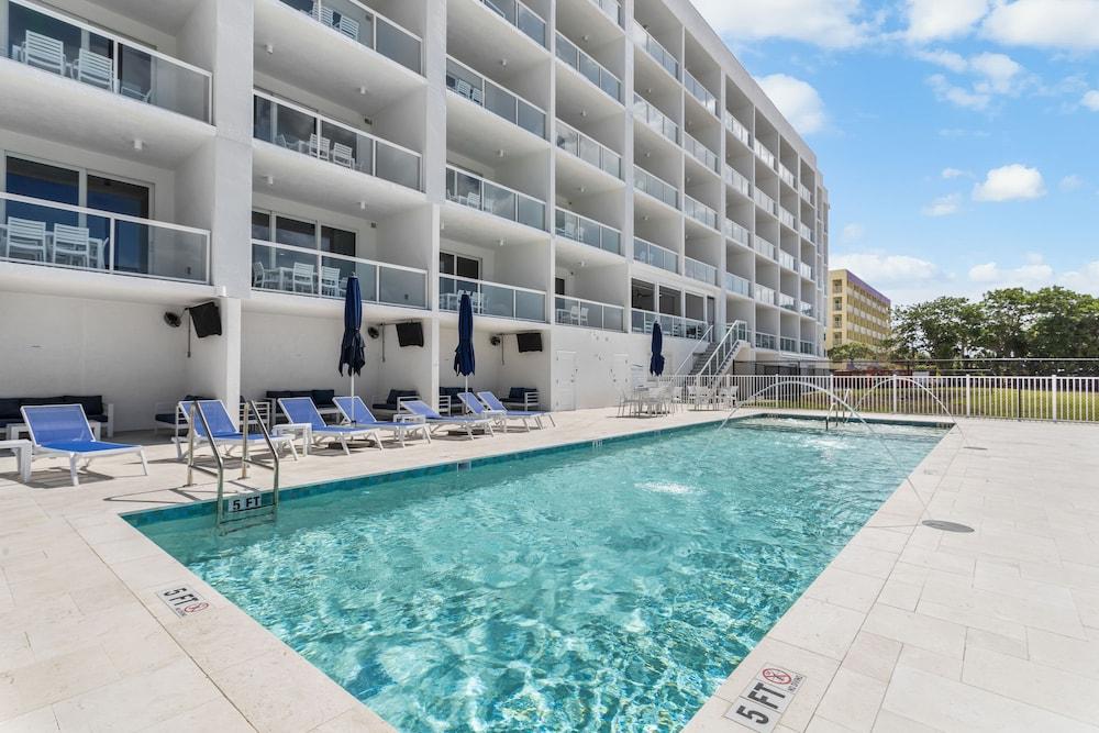 Ocean Club Treasure Island Hotel photo 90