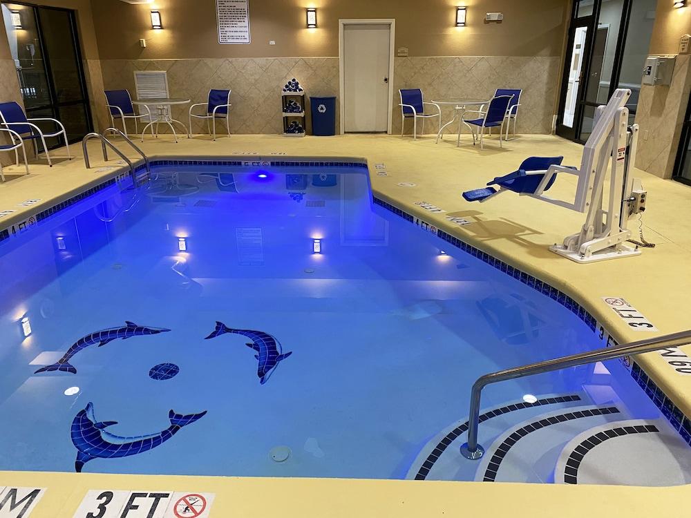 Comfort Suites Kings Bay Naval Base Area photo 35
