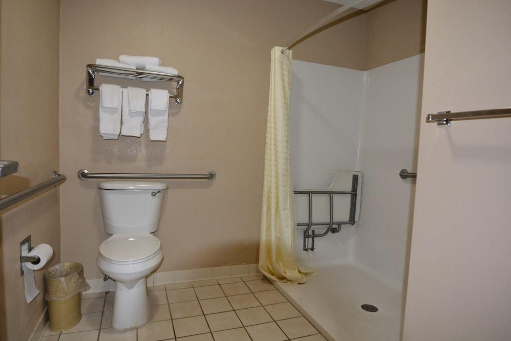 Jameson Inn - Hazlehurst photo 23