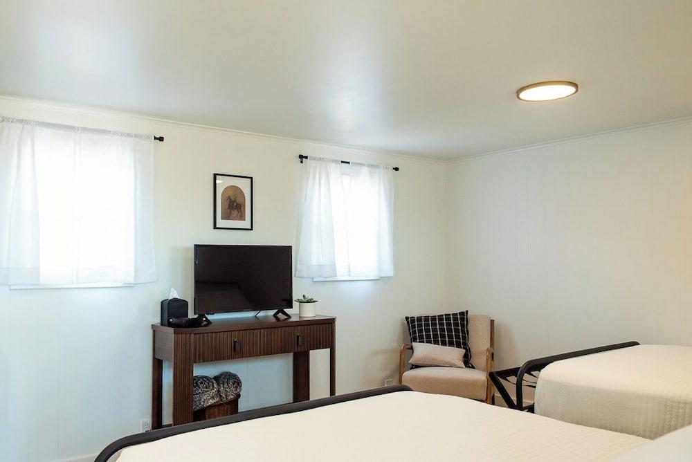 Motel Miles photo 26