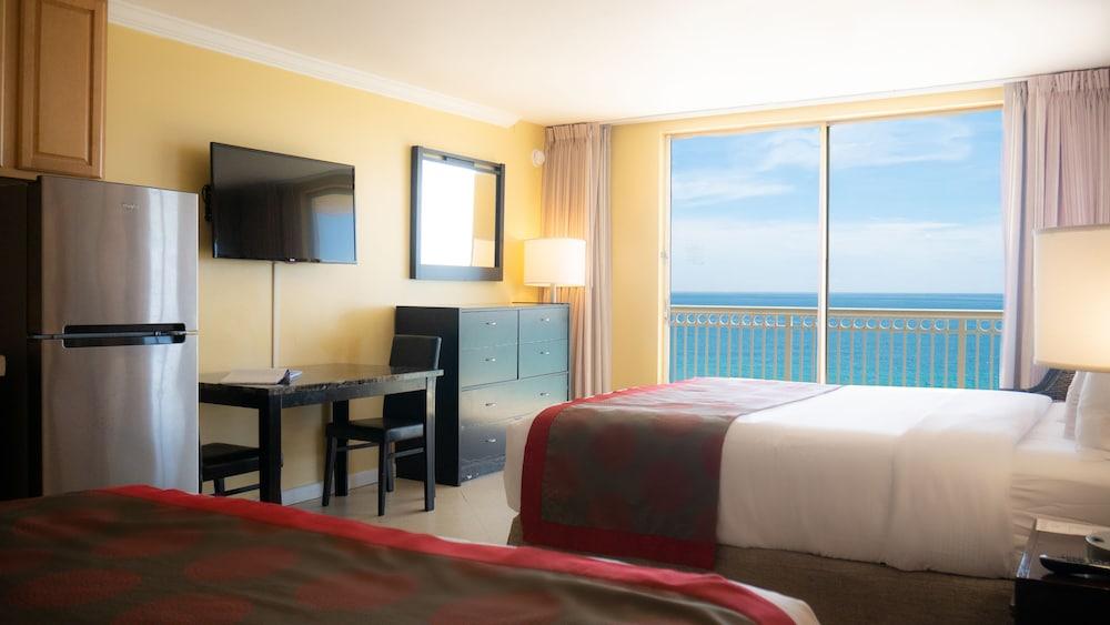 Ramada Plaza by Wyndham Marco Polo Beach Resort photo 22
