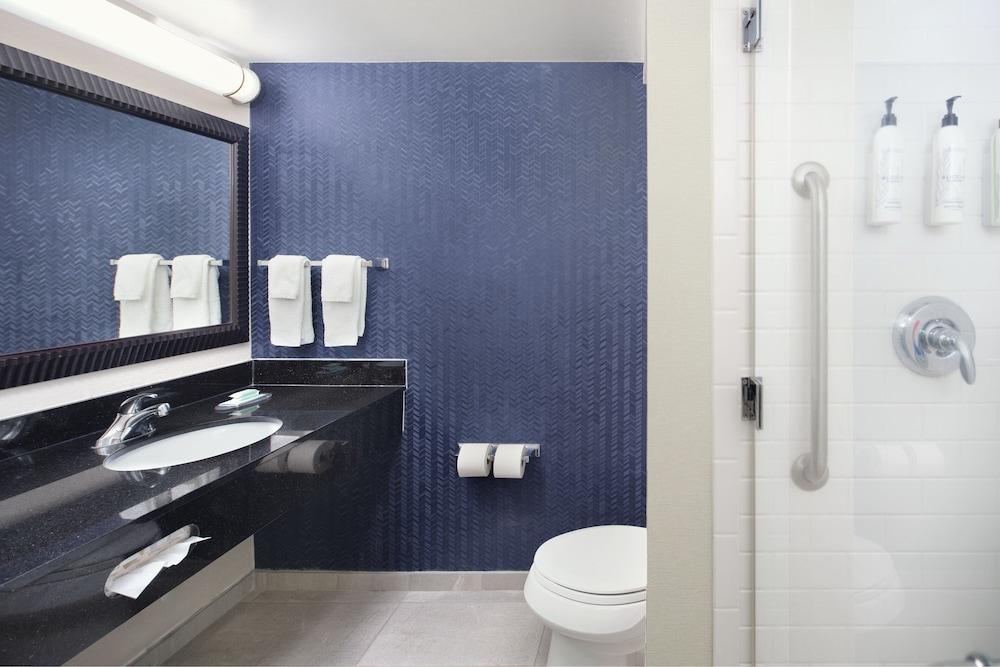 Fairfield Inn and Suites by Marriott Columbia photo 15